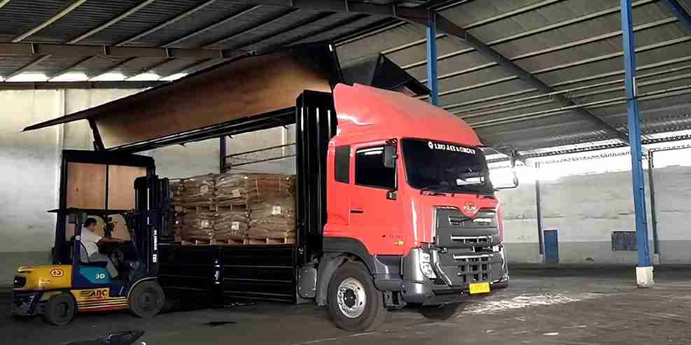 Loading truck